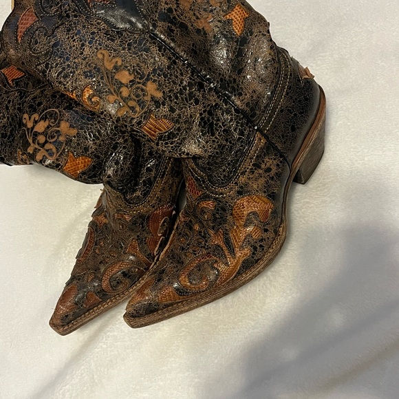 Corral Shoes - Corral Rustic Black and Brown Boots